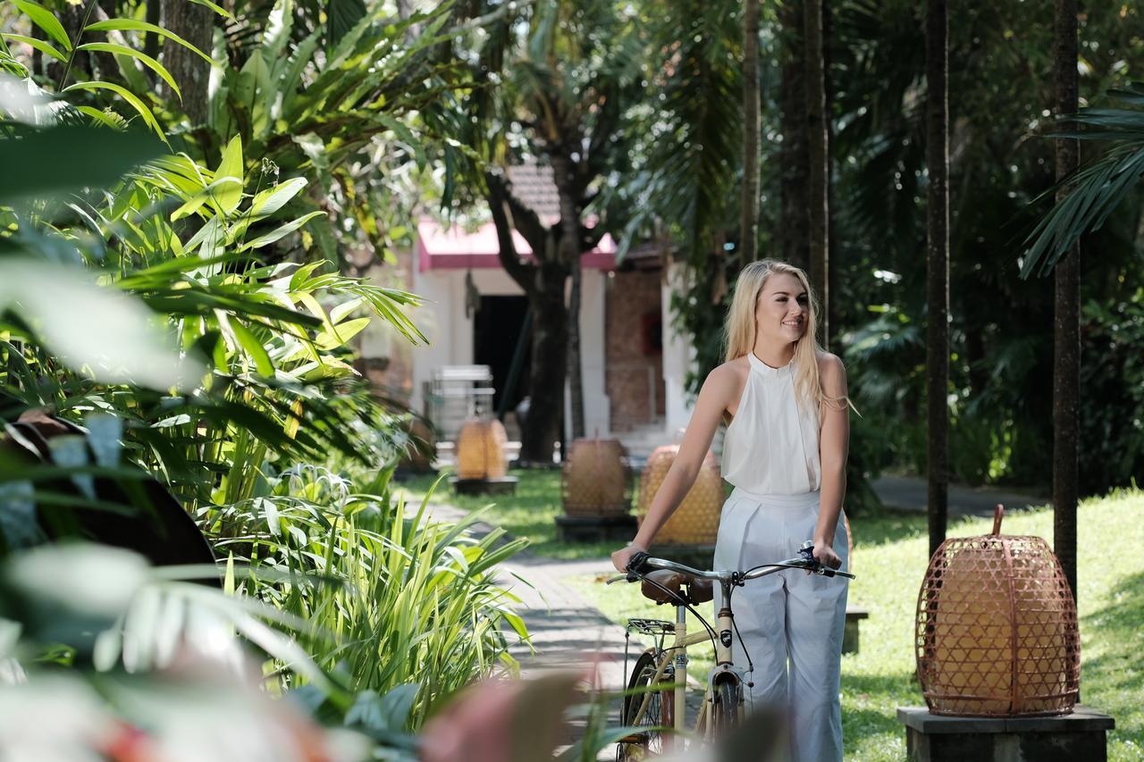 Puri Santrian Hotel Sanur  Exterior photo